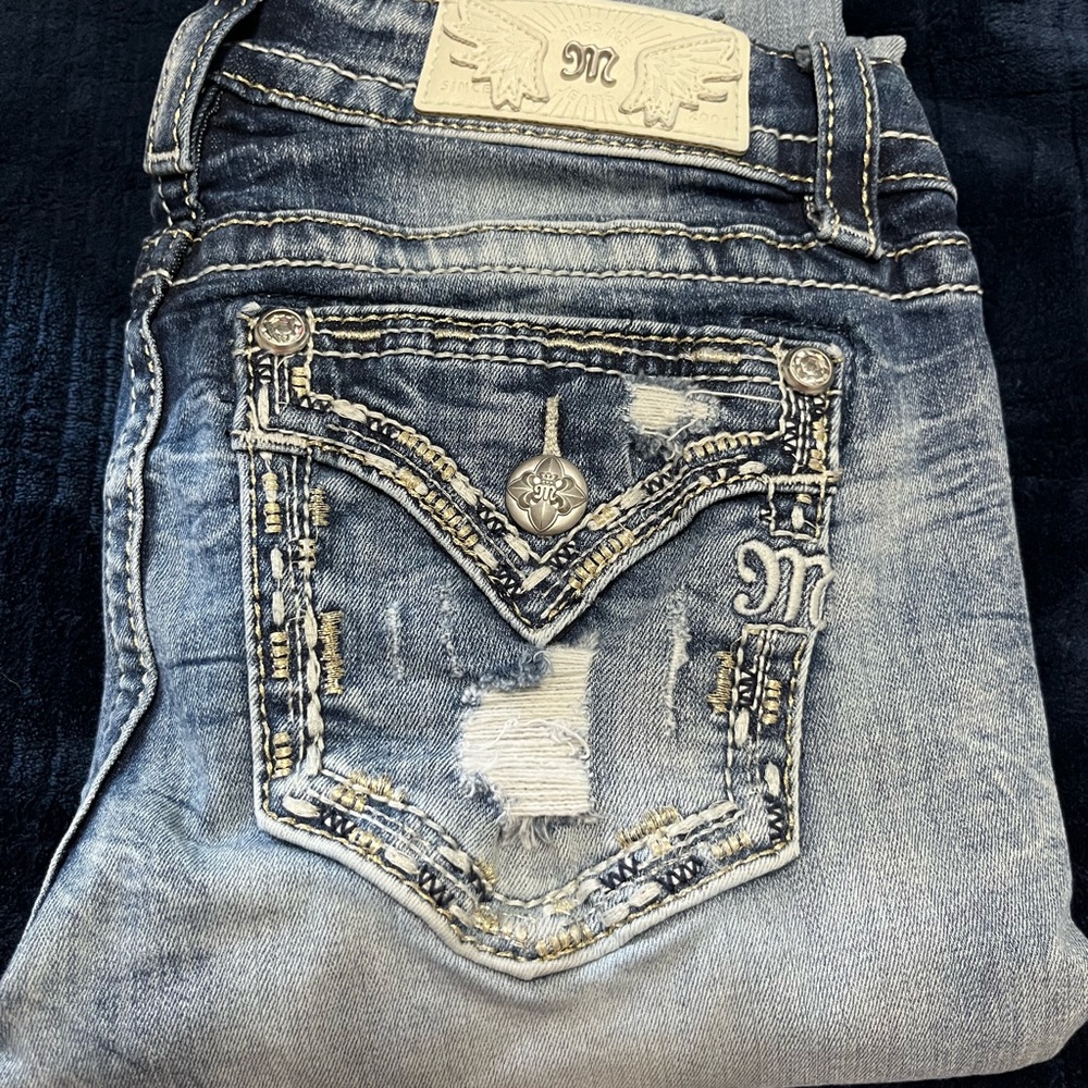 Miss Me cropped skinny jean